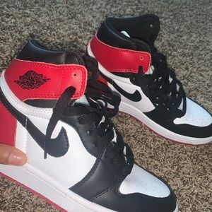 Nike Air Force retro 1 black toe AUTHENTIC